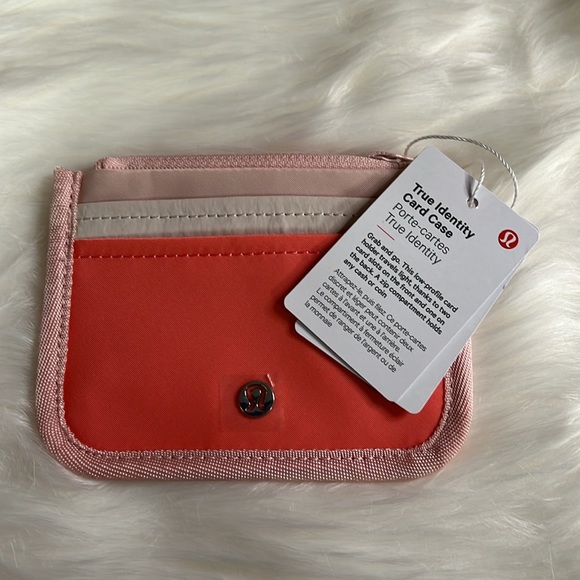 LULULEMON | True Identity Card Case - Picture 3 of 6